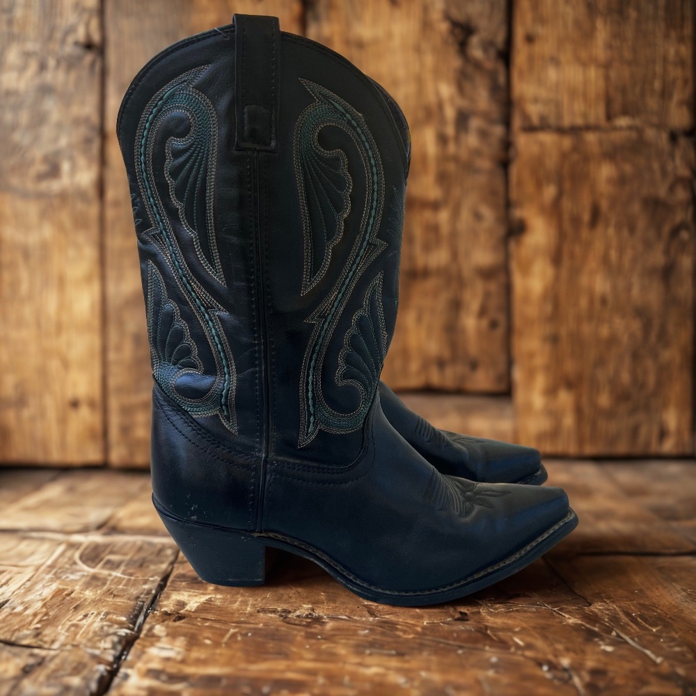 🤠 Laredo Women’s Western Cowboy Boots – Style 5730 – Black Leather – Size 9